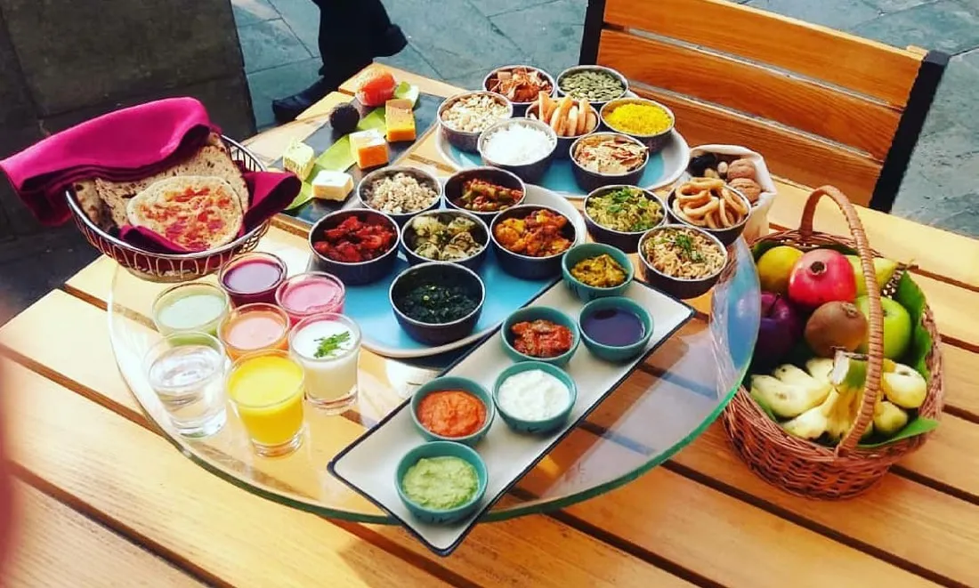 An Indian Thaal